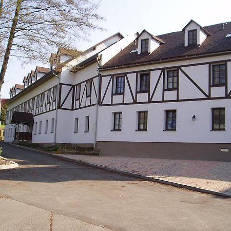 Restaurace a Penzion Česká Hospoda Heřmanice Exterior foto